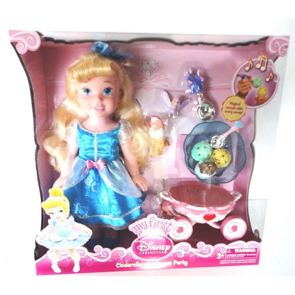 NEW Disney CINDERELLA 15" DOLL Play Set Ice Cream Party + Carriage Musical Toy + - Picture 6 of 11